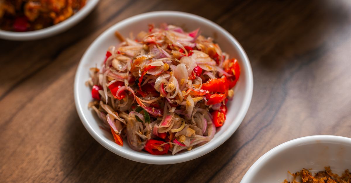 Resep Sambal Matah Segar Khas Bali: Nikmatnya Bawang Merah Nusantara